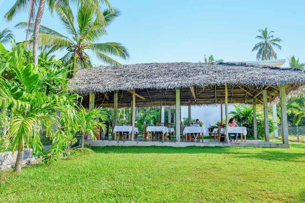 Hotel Ancient Village Polonnaruwa Bagian luar foto