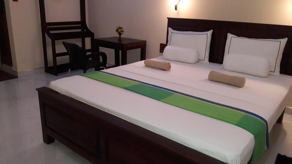 Hotel Ancient Village Polonnaruwa Bagian luar foto